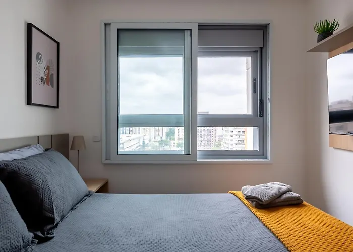 Apartamento com Varanda - Moema