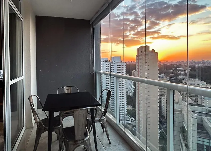 Apto no Morumbi com vista maravilhosa e uma vaga na garagem
