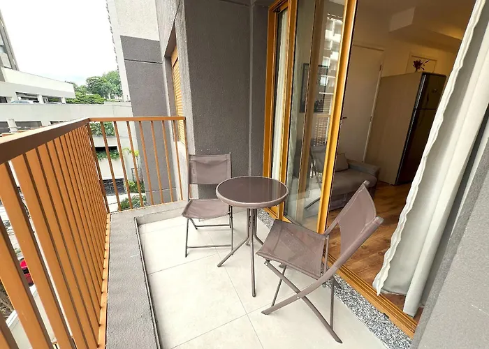 Moralia Butantã - 1 e 2 dorm para até 5 pessoas