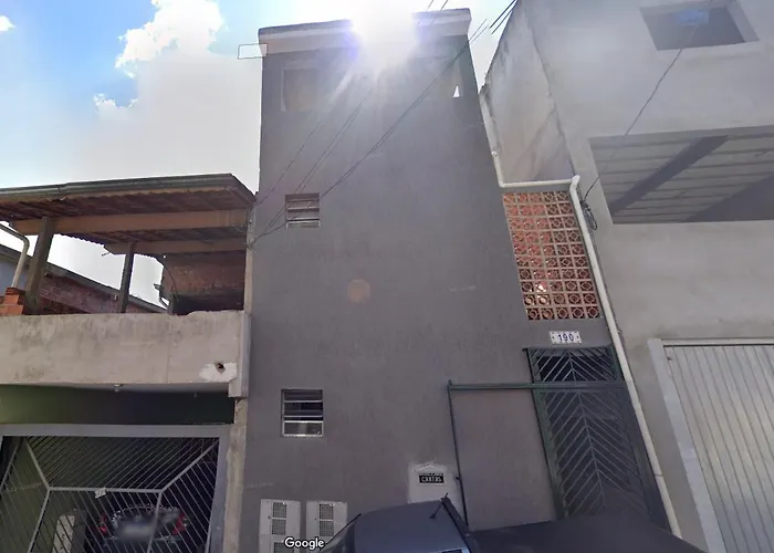 Apartamento 1 no Tremembé quarto cozinha banheiro