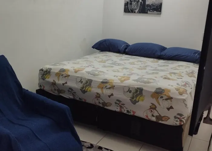 Apartamento 1 no Tremembé quarto cozinha banheiro