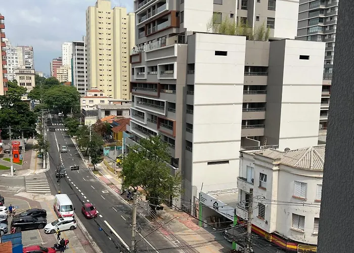 Studio na Vila Mariana, próximo ao metrô Santa Cruz