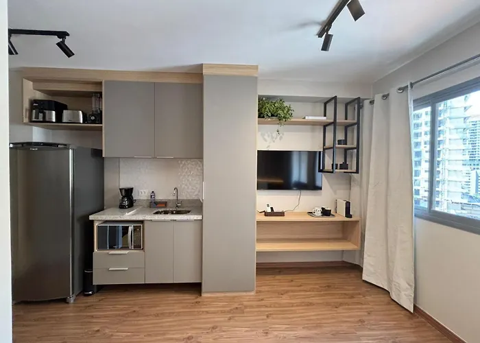 Studio novo e equipado próximo ao metrô e Consulado Americano