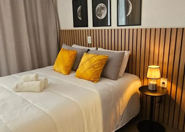 Studio Vila Madalena, Metrô, Moderno