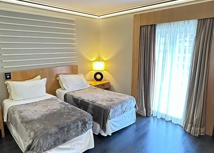Haddock Lobo Prime Residence