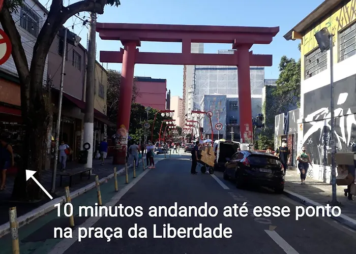 Charmoso Garagem, Hakka, Feirinha e Hospitais