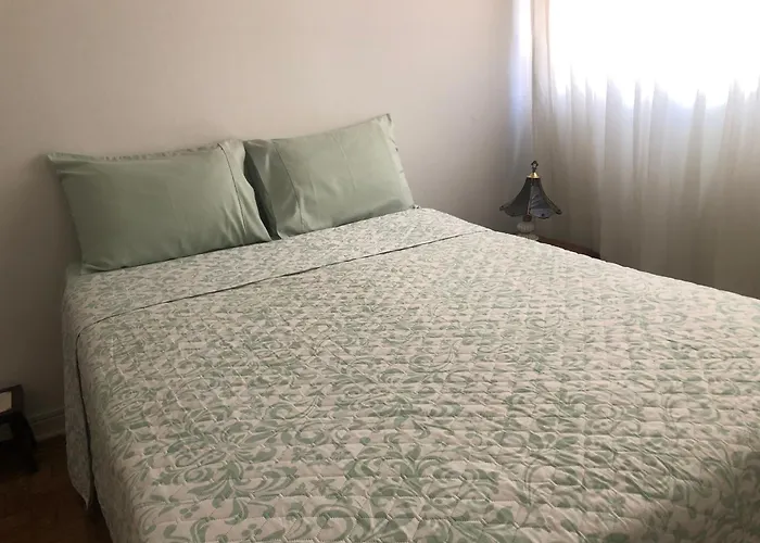Quarto em apartamento