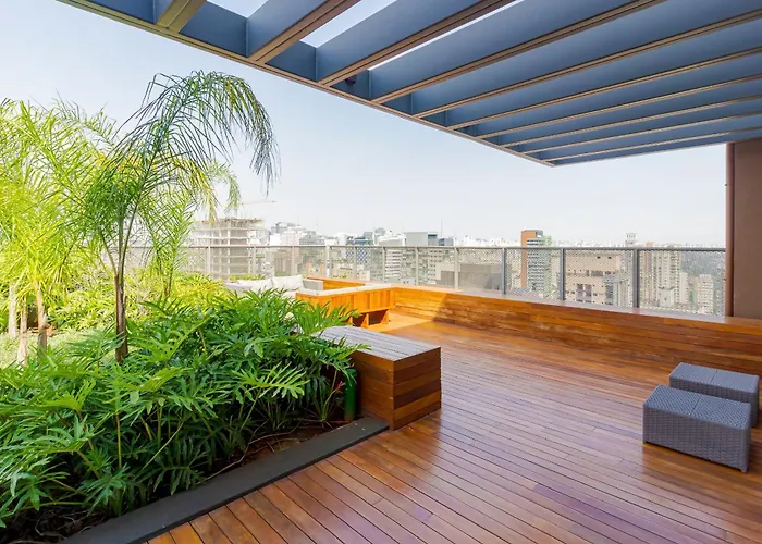 2 quadras metrô Oscar Freire com garagem, piscina e coworking