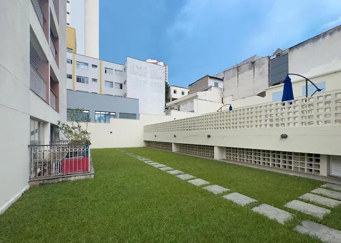 PE0024 - Recem reformado 2 dorms piscina 2vagas garagem ao lado do Allianz Parque