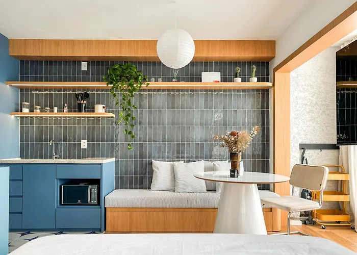 Studio Conforto e estilo Loft em Pinheiros