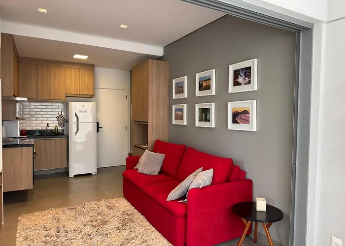 Loft em Moema, próximo ao Metro, com estacionamento no condomínio