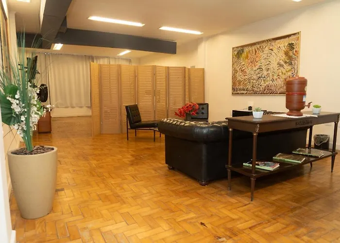 32 - 80m2 - Próx Metrô República, Brás e 25 de Março