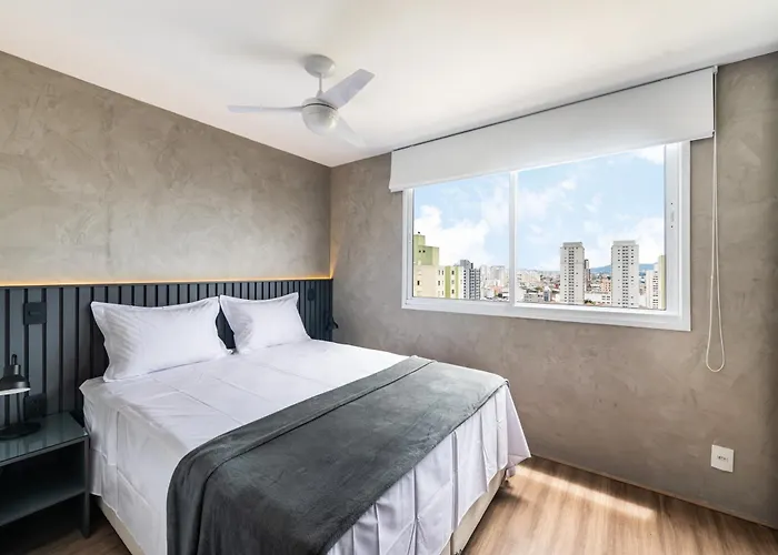 Novo Studio Bhaus Moov Brás - 16o andar - Piscina - Academia - Lavanderia - Próximo ao metrô