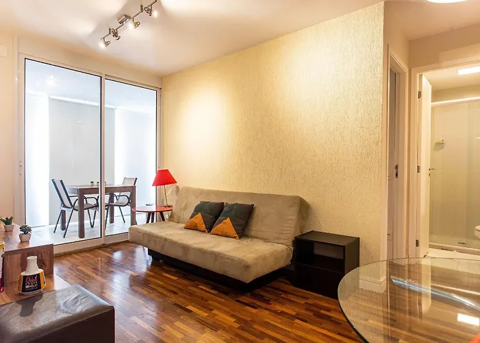 BHaus Bela Vista Bela Cintra - Apartamento 50m2 com Varanda e Linda Vista 17o andar - Próximo ao Shopping Frei Caneca e Metrô - Academia - Piscina - Lavanderia - Vaga de Garagem - Acomoda 2 adultos e 1 criança - bc75