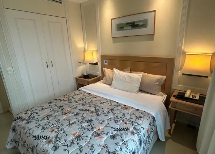 Hotel Jardins Univer Pamplona com garagem 2410