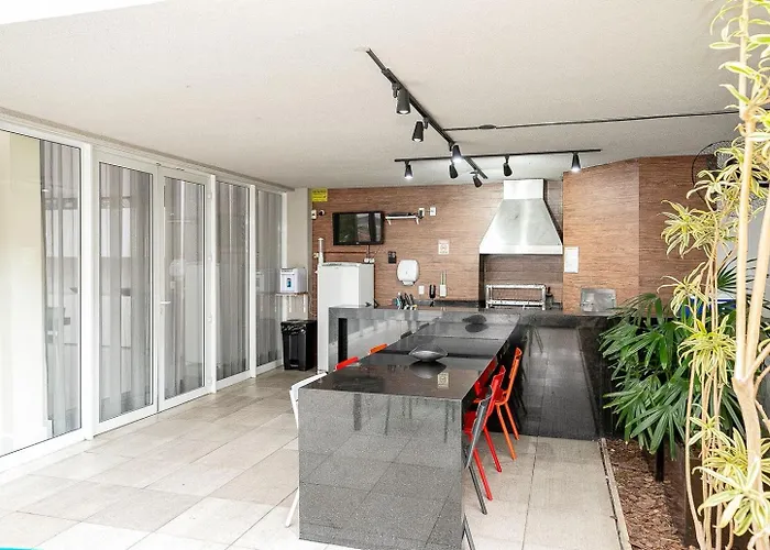 Studio Campo Belo com Rooftpo Piscina e Metrô