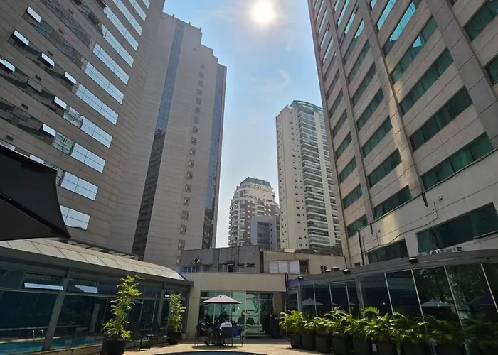 Vila Olimpia luxo em hotel 4 estrelas