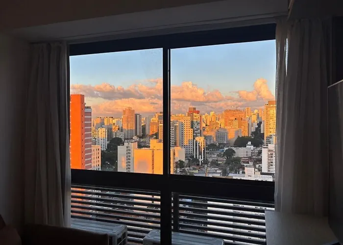 2 quartos em frente ao Allianz com 1 vaga gratuita e piscina no rooftop