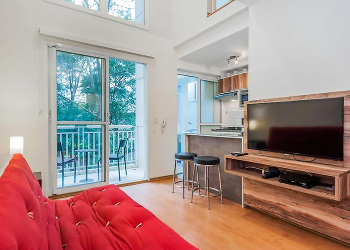 BHaus Morumbi Impression - Loft Duplex 50m2 - 6o andar - Vaga de Garagem - Próximo ao Shopping Jardim Sul - Academia - Piscina - Acomoda 2 adultos e 1 criança - ip6