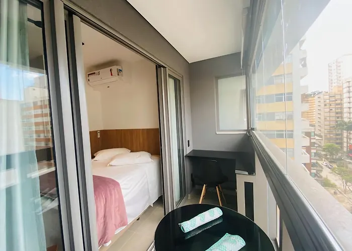 Studio moderno nos Jardins ao lado do metrô próx a Pinheiros Academia 24h São Paulo