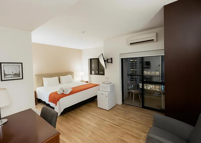 Flat 4 Estrelas Jardim Europa