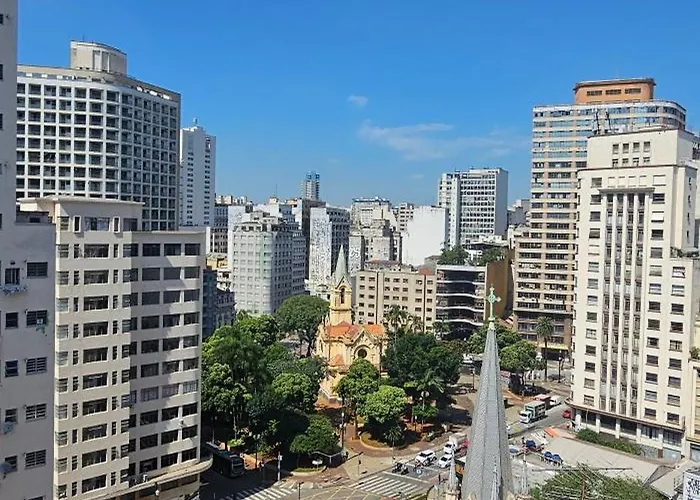 Lar Longe De Casa