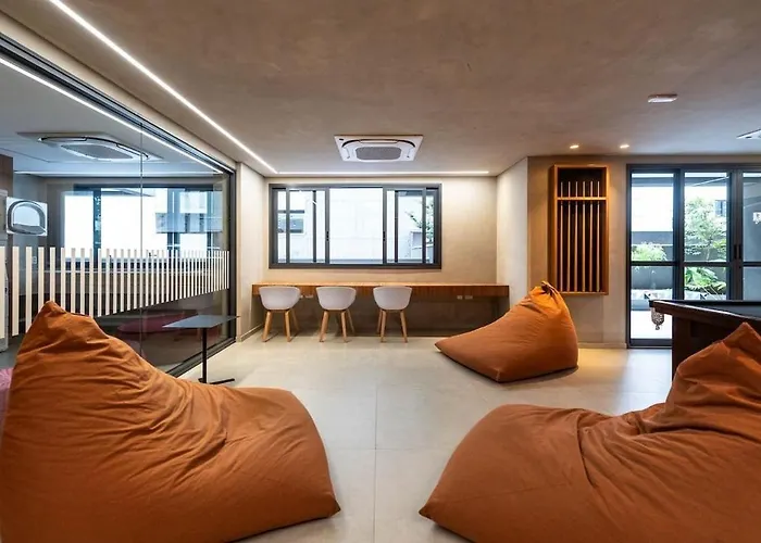 BHaus Setin Pamplona Jardins - 10o andar - Paulista - Metrô 280m - Parque Trianon - Masp - Shopping Cidade São Paulo - Estacionamento 24h pago em frente - PA16