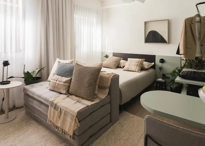 Studio Faria Lima, Pinheiros