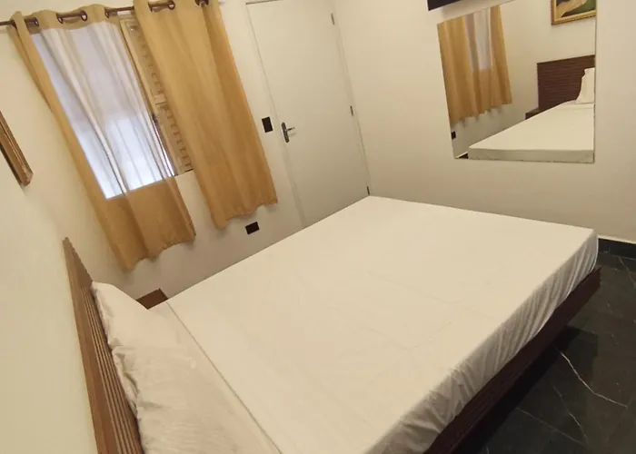 Free Way Motel (Adults Only)