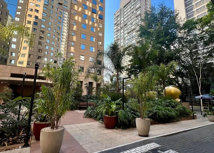 UNU loft Moema: piscina, academia, garagem e +