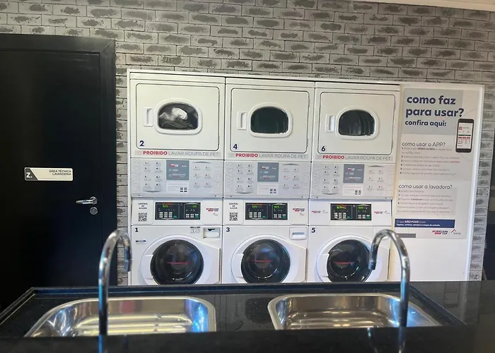 Studio Moema Completo Com Vaga Grátis e Localização Premium