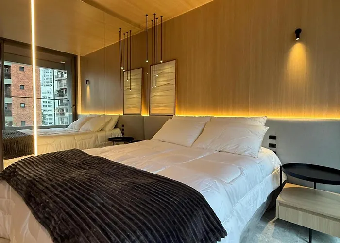 Luxo na rua mais icônica do Itaim Bibi