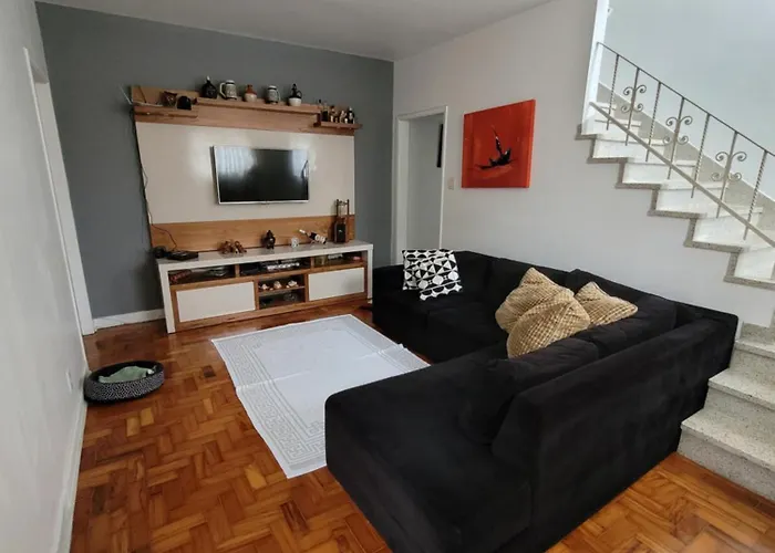 Quarto individual na Vila madalena