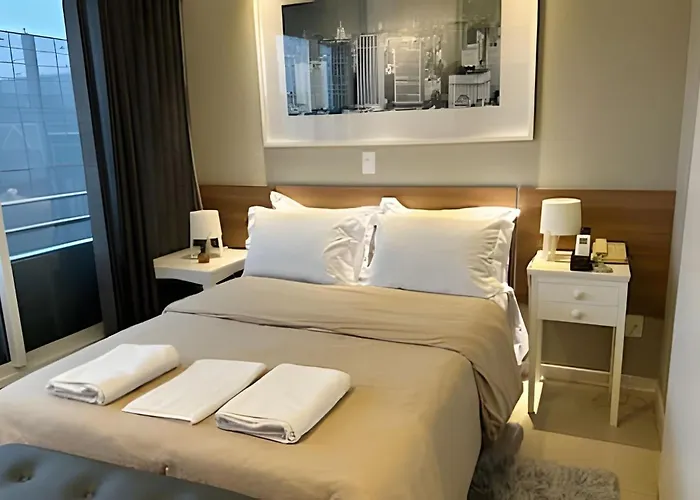 Em frente ao Shopping&Allianz Parque in Hotel