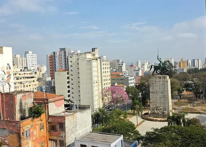 Apartamento sofisticado próximo metrô República