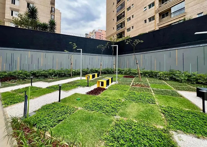 charmoso próximo ao metrô Brooklin