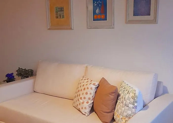 Quarto confortável, próximo a Av Paulista