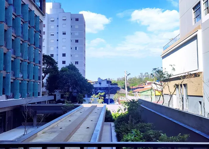 Studio Consulado Americano EUA Metrô Brooklin Rochaverá Shopping Morumbi e Market Place