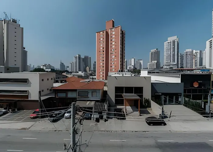 Studio Luxuoso Butantã - USP by Marcolini