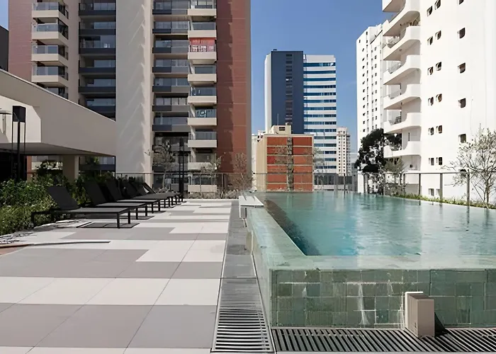 Easy Star - Studio Estiloso No Coracao Do Novo Booklin - He01I