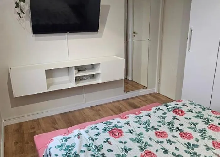 Quarto Em Apartamento Compartilhado No Jabaquara Para Mulheres E Casal São Paulo