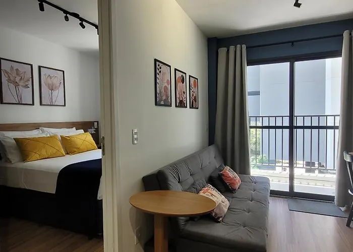 STUDIO104 - Novo e completo na melhor localização de Pinheiros, próximo ao Metrô Fradique Coutinho São Paulo