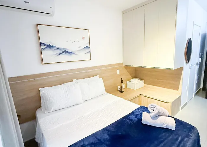 Novo e completo Studio em Moema-14 andar-ONJurupis