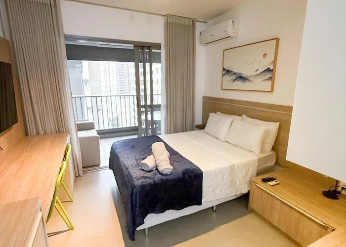 Novo e completo Studio em Moema-14 andar-ONJurupis