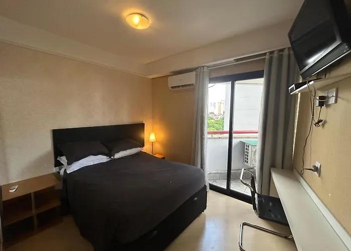 Hotel Biena Aconchegante Sena Madureira com garagem 1205