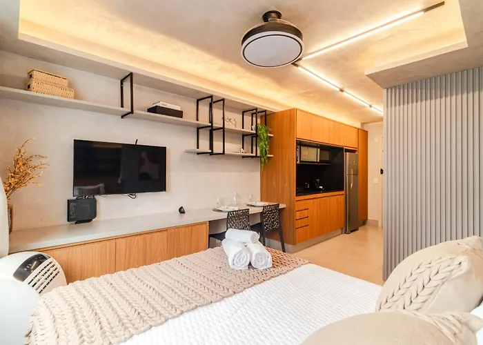 DFARIA905 - Ap Luxo c vaga Prox Ibirapuera Metrô e Hospitais Apartamento São Paulo