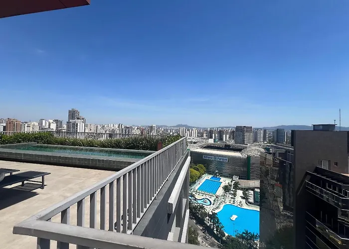 Apartamentos em frente ao Allianz Parque