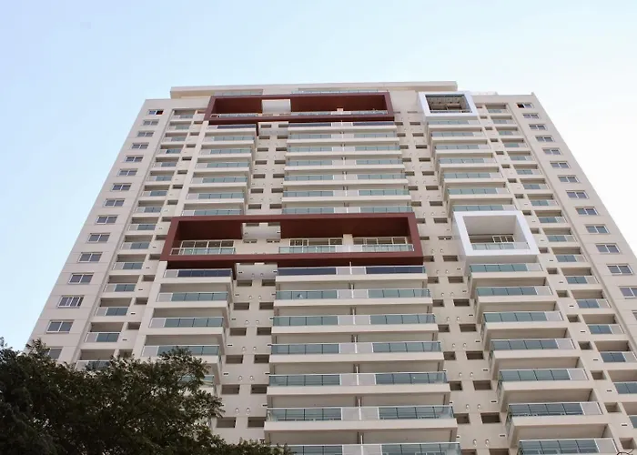 Apartamento Luxo Moderno e Conveniente com Garagem