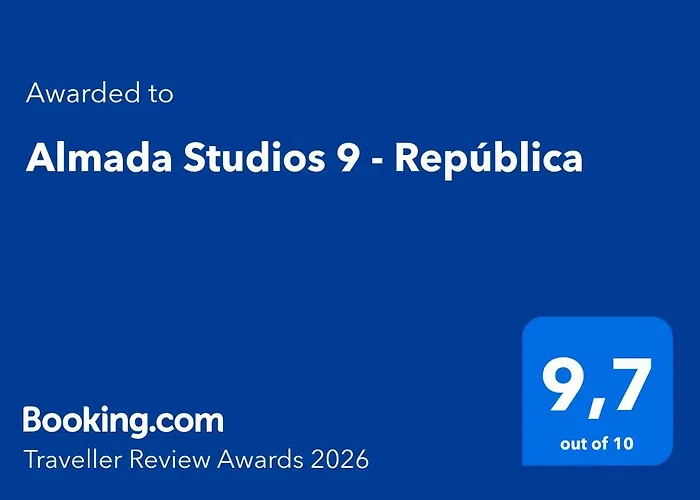 Almada Studios 9 - Republica
