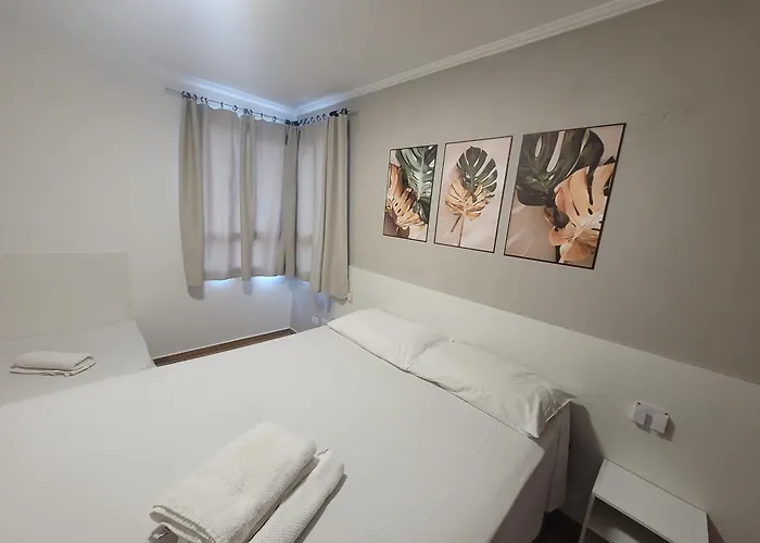 Flat Liberdade ao lado do Metrô e Hospitais Apartamento São Paulo